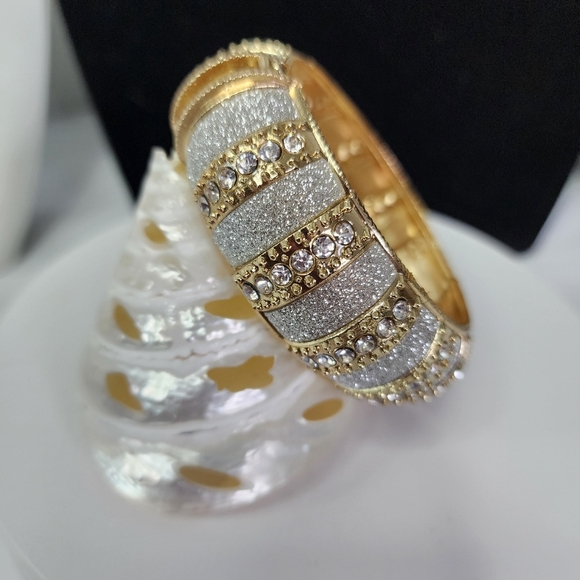 Hinge / Clamper Bracelet Gold with Silver Shimmer and Crystals New - Picture 1 of 6